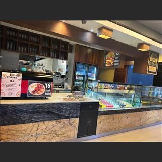 Nhà hàng pizza burger CBD, giá thuê thấp cần sang lại